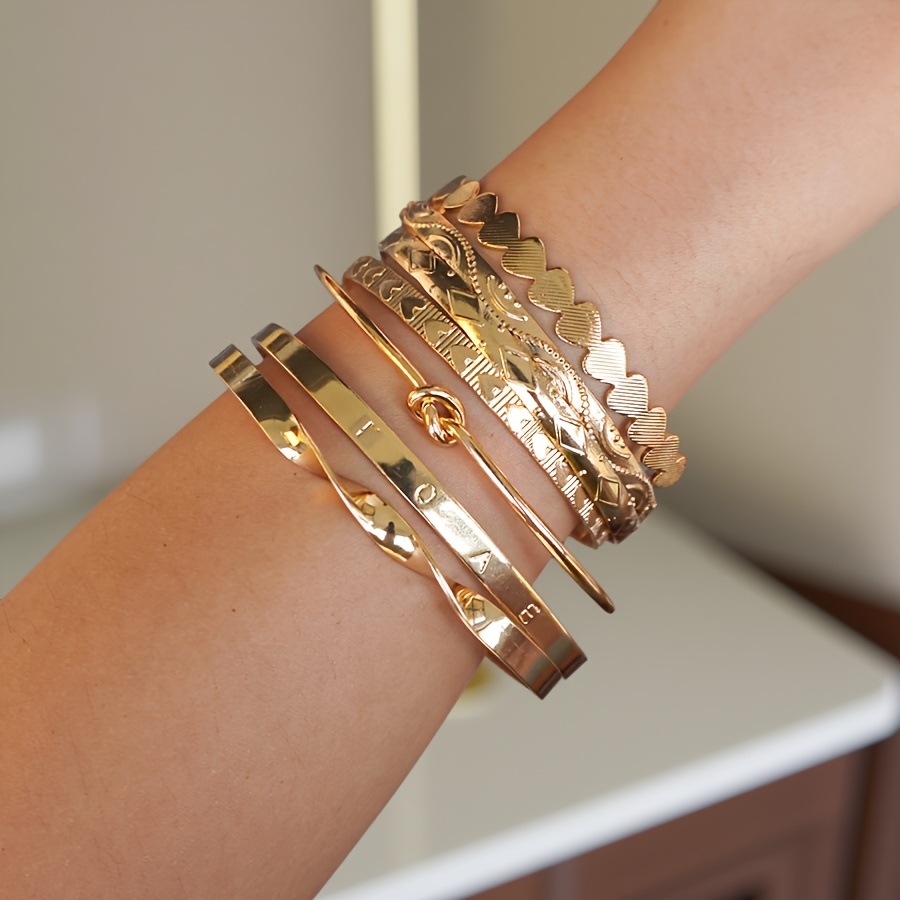 7pcs Beautiful Golden Bangles Set, Exquisite Design for All Occasions